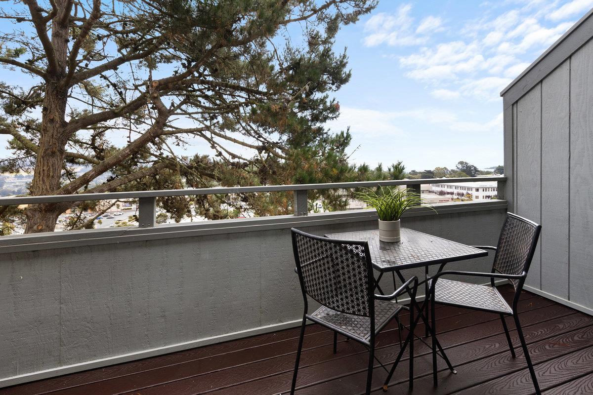 Detail Gallery Image 21 of 27 For 360 Innisfree Dr #54,  Daly City,  CA 94015 - 2 Beds | 2 Baths
