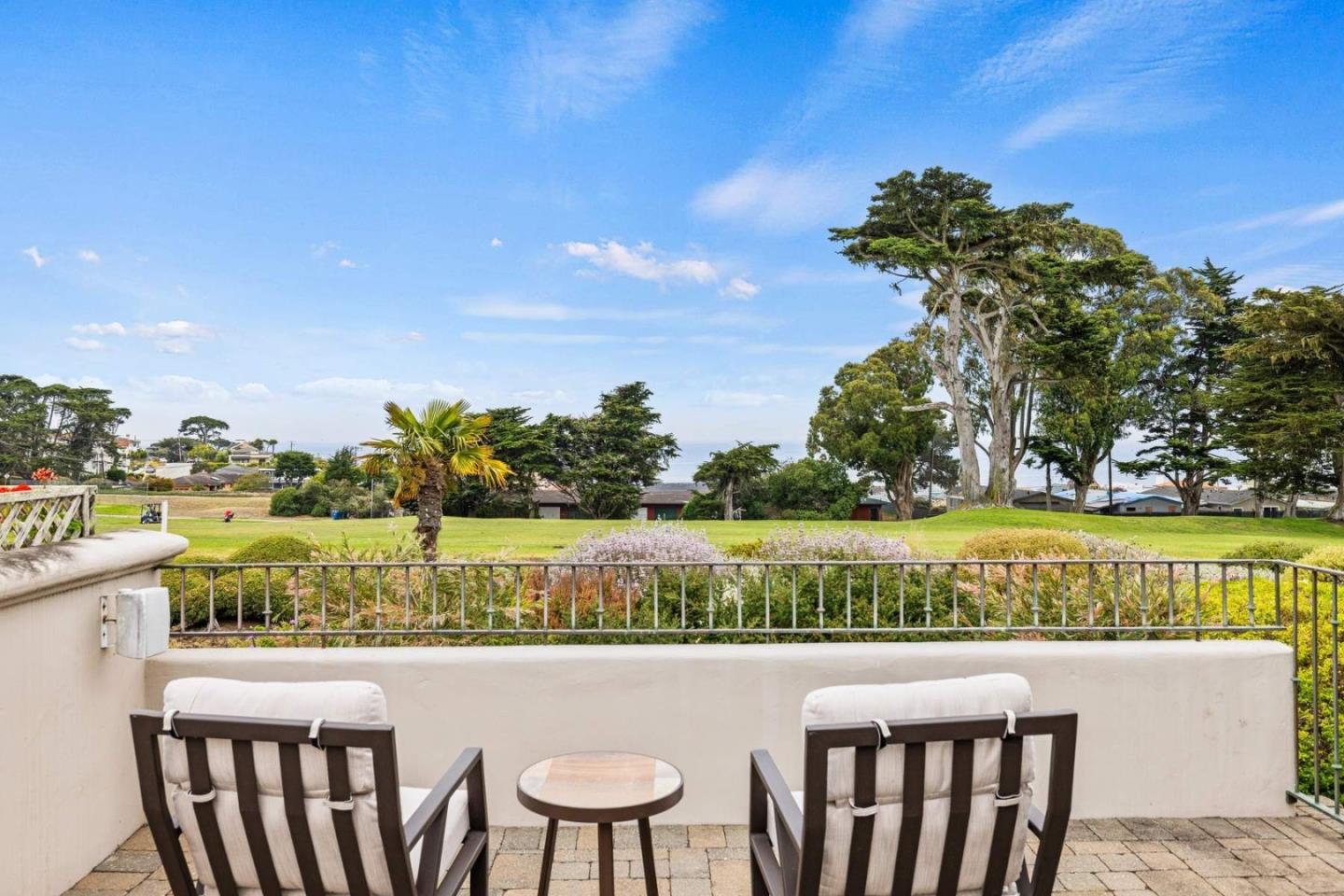 Detail Gallery Image 26 of 69 For 836 Jewell Ave, Pacific Grove,  CA 93950 - 3 Beds | 2/1 Baths
