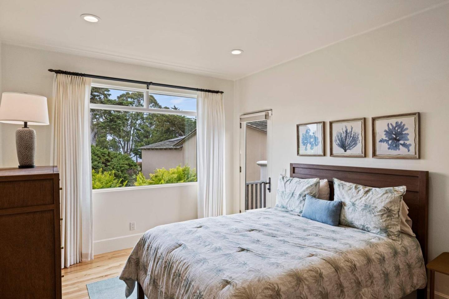 Detail Gallery Image 32 of 69 For 836 Jewell Ave, Pacific Grove,  CA 93950 - 3 Beds | 2/1 Baths