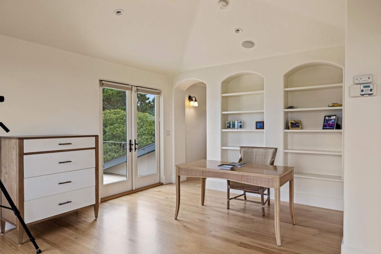 Detail Gallery Image 36 of 69 For 836 Jewell Ave, Pacific Grove,  CA 93950 - 3 Beds | 2/1 Baths