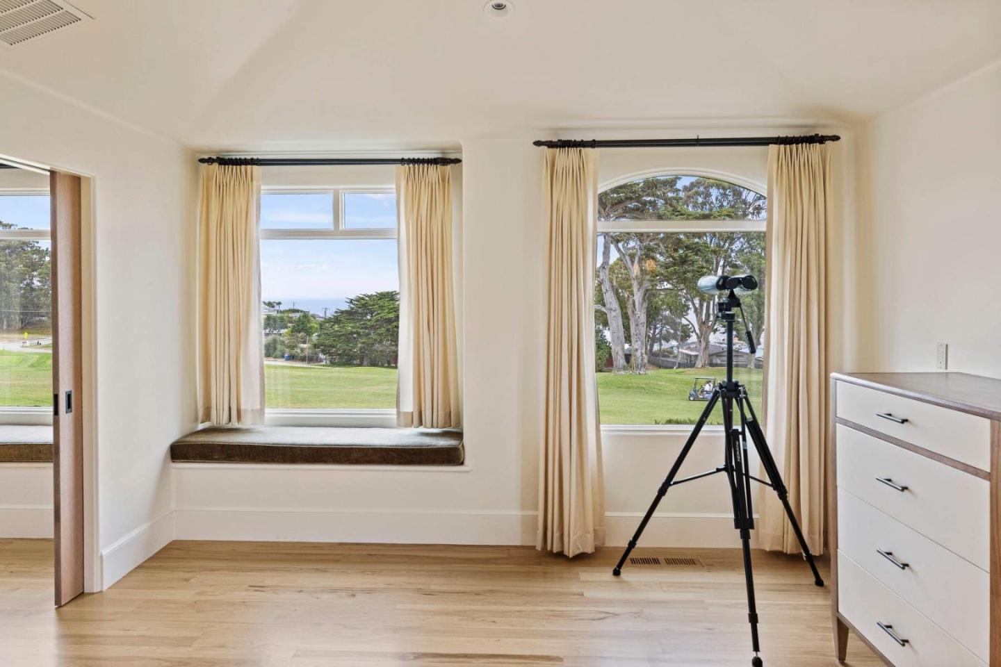 Detail Gallery Image 40 of 69 For 836 Jewell Ave, Pacific Grove,  CA 93950 - 3 Beds | 2/1 Baths