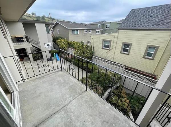 Detail Gallery Image 5 of 19 For 620 Grand Ave, South San Francisco,  CA 94080 - – Beds | – Baths
