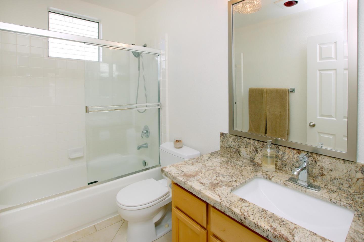 Detail Gallery Image 23 of 32 For 128 Robinson Ln, Santa Cruz,  CA 95060 - 3 Beds | 2/1 Baths