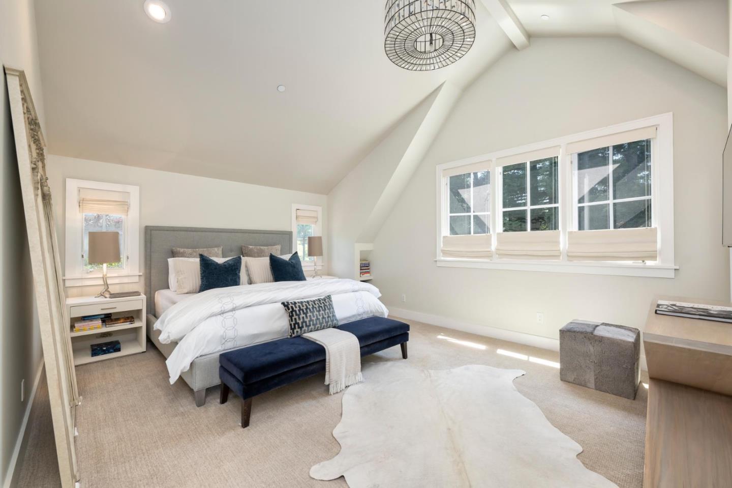 Detail Gallery Image 11 of 27 For 48 Middlegate St, Atherton,  CA 94027 - 5 Beds | 3/1 Baths