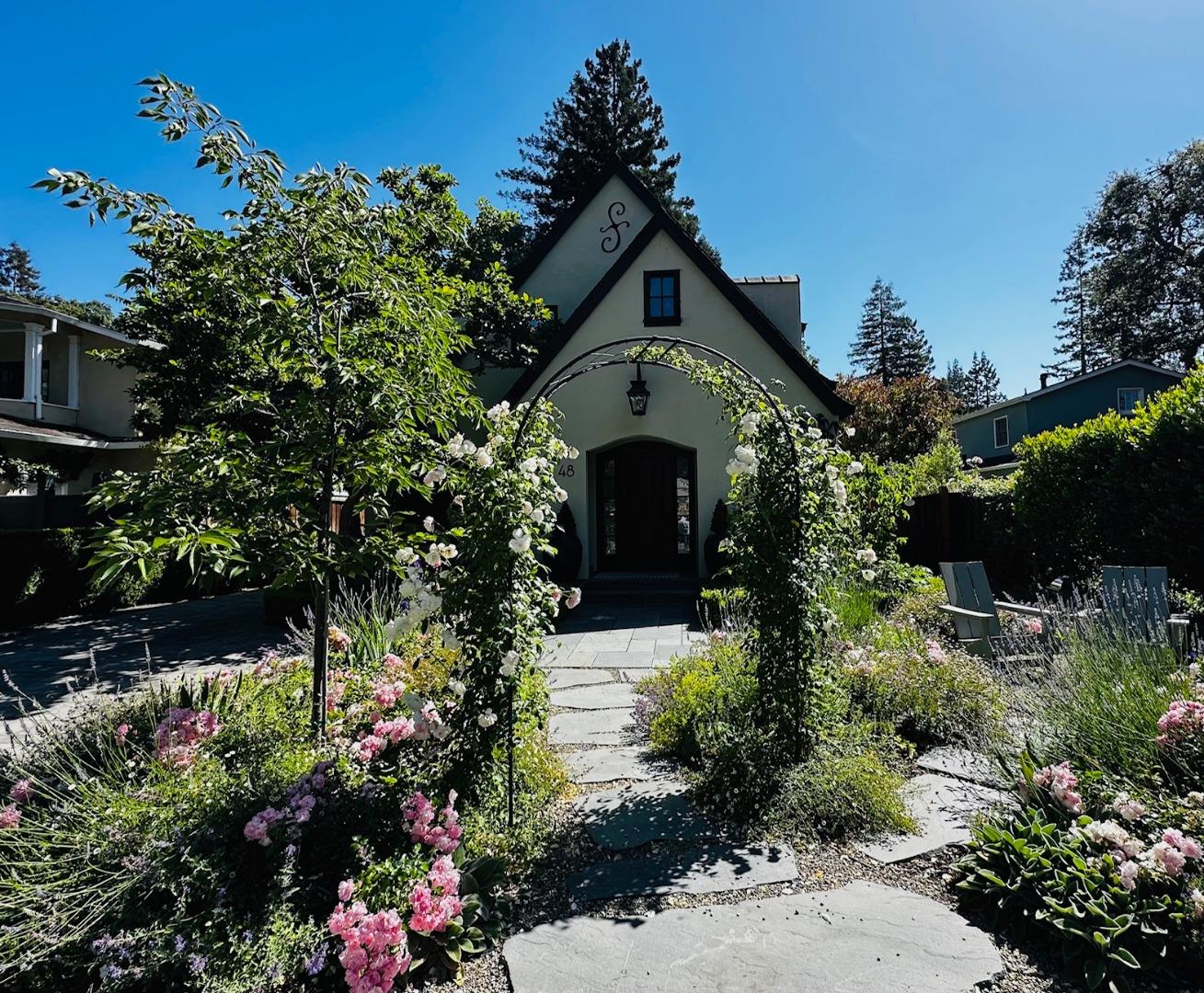 Detail Gallery Image 27 of 27 For 48 Middlegate St, Atherton,  CA 94027 - 5 Beds | 3/1 Baths