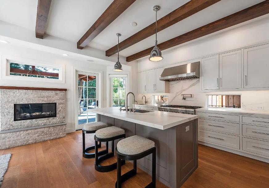 Detail Gallery Image 8 of 27 For 48 Middlegate St, Atherton,  CA 94027 - 5 Beds | 3/1 Baths