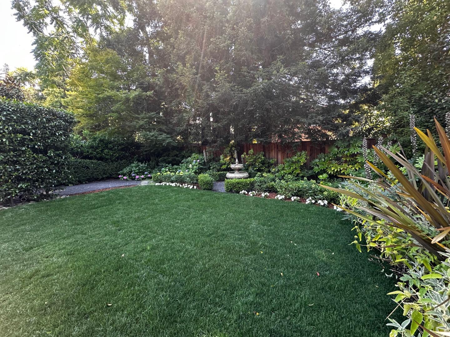 Detail Gallery Image 9 of 27 For 48 Middlegate St, Atherton,  CA 94027 - 5 Beds | 3/1 Baths