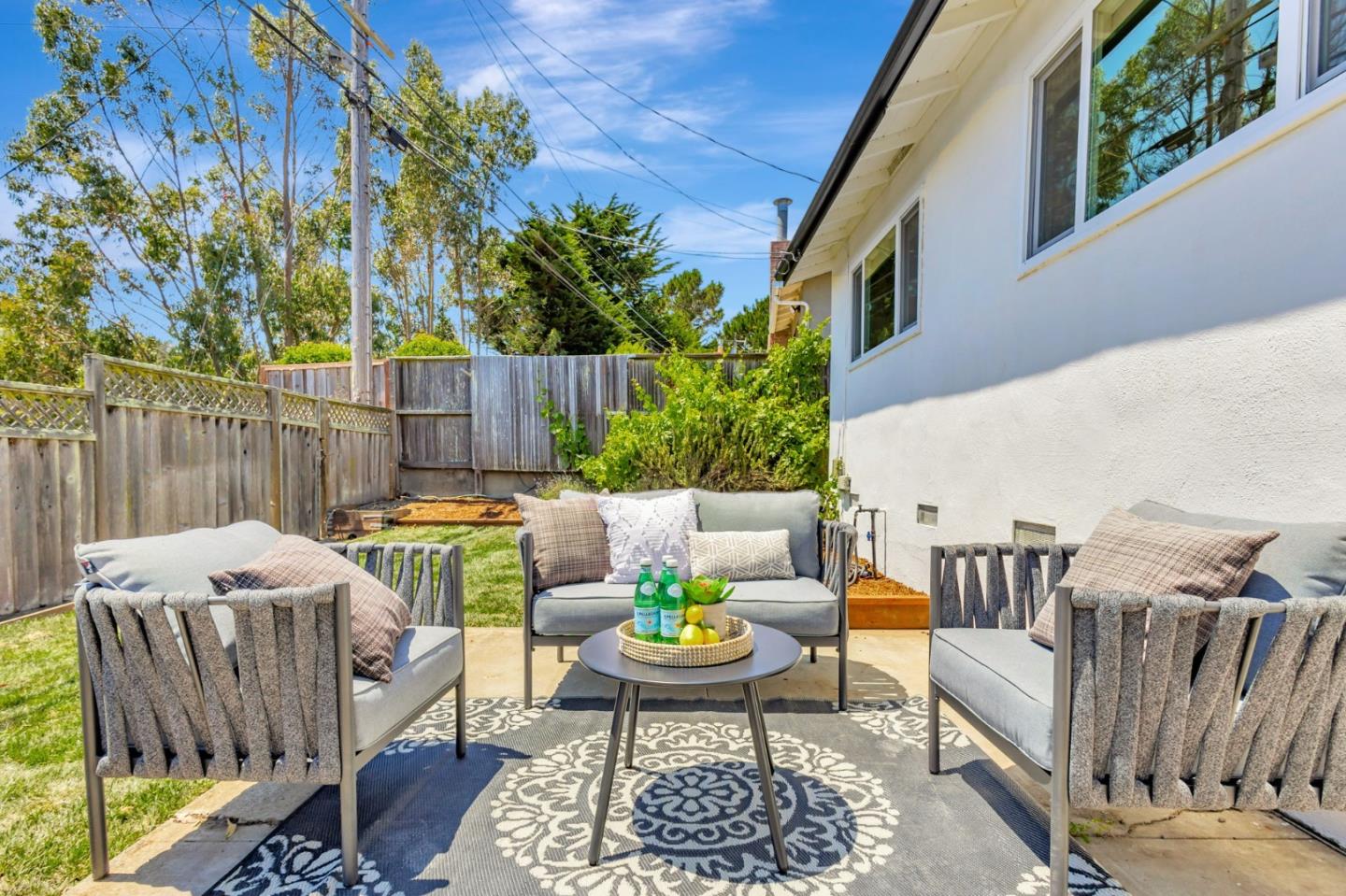 Detail Gallery Image 33 of 38 For 1890 Claremont Dr, San Bruno,  CA 94066 - 3 Beds | 2 Baths