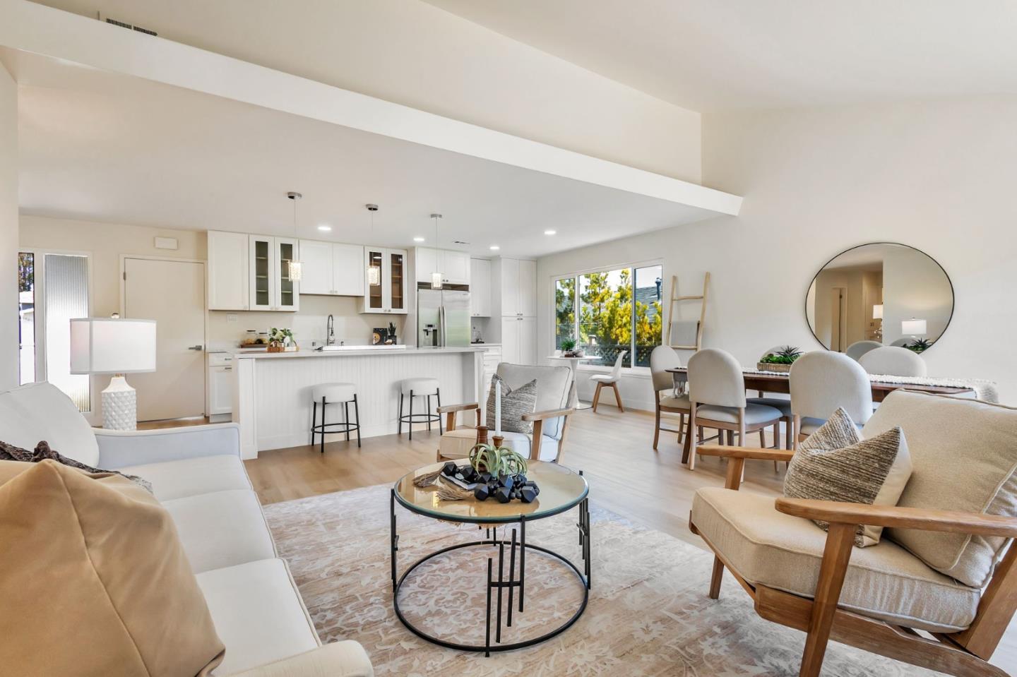Detail Gallery Image 8 of 38 For 1890 Claremont Dr, San Bruno,  CA 94066 - 3 Beds | 2 Baths