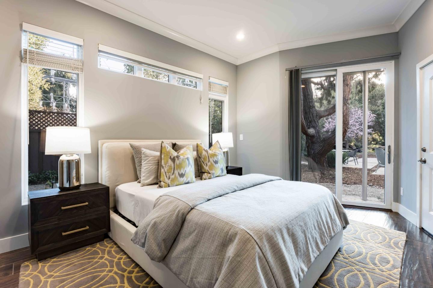 Detail Gallery Image 15 of 45 For 706 N San Antonio Rd, Los Altos,  CA 94022 - 4 Beds | 5/1 Baths