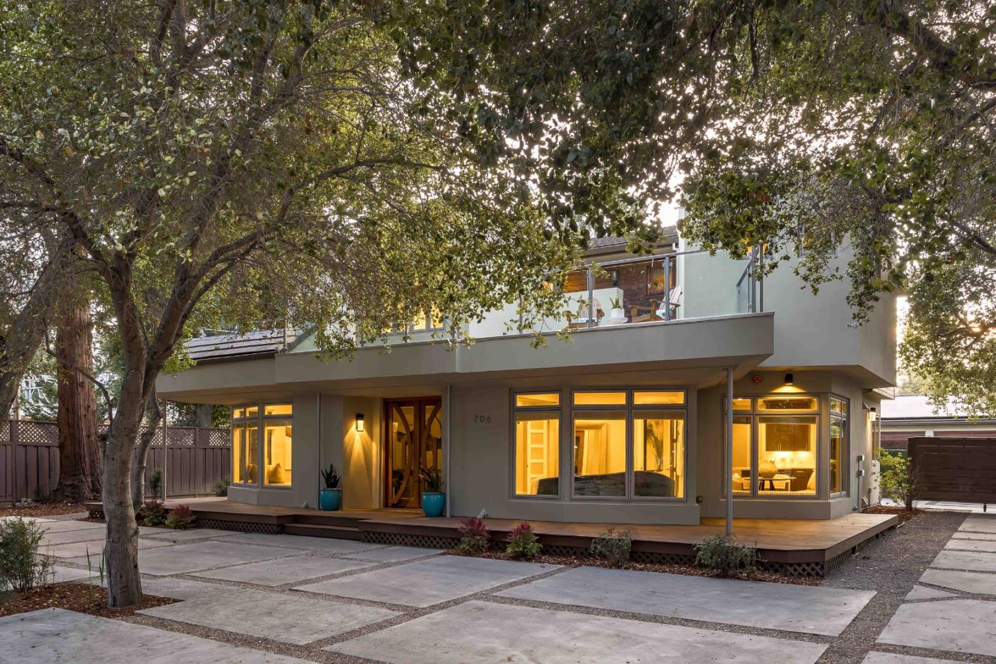 Detail Gallery Image 2 of 45 For 706 N San Antonio Rd, Los Altos,  CA 94022 - 4 Beds | 5/1 Baths