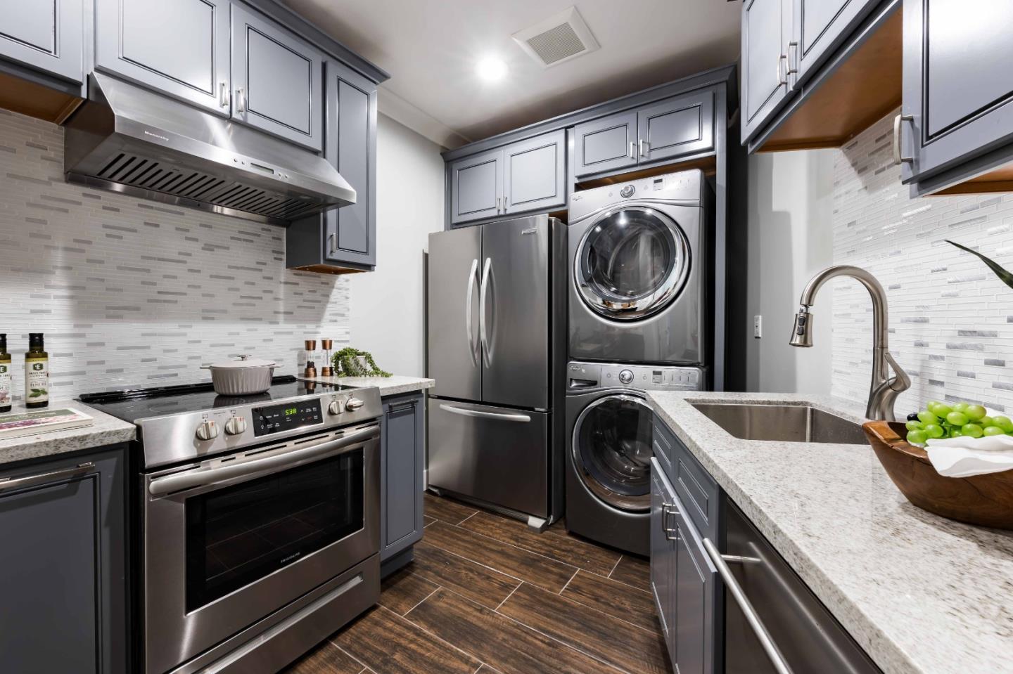Detail Gallery Image 29 of 45 For 706 N San Antonio Rd, Los Altos,  CA 94022 - 4 Beds | 5/1 Baths