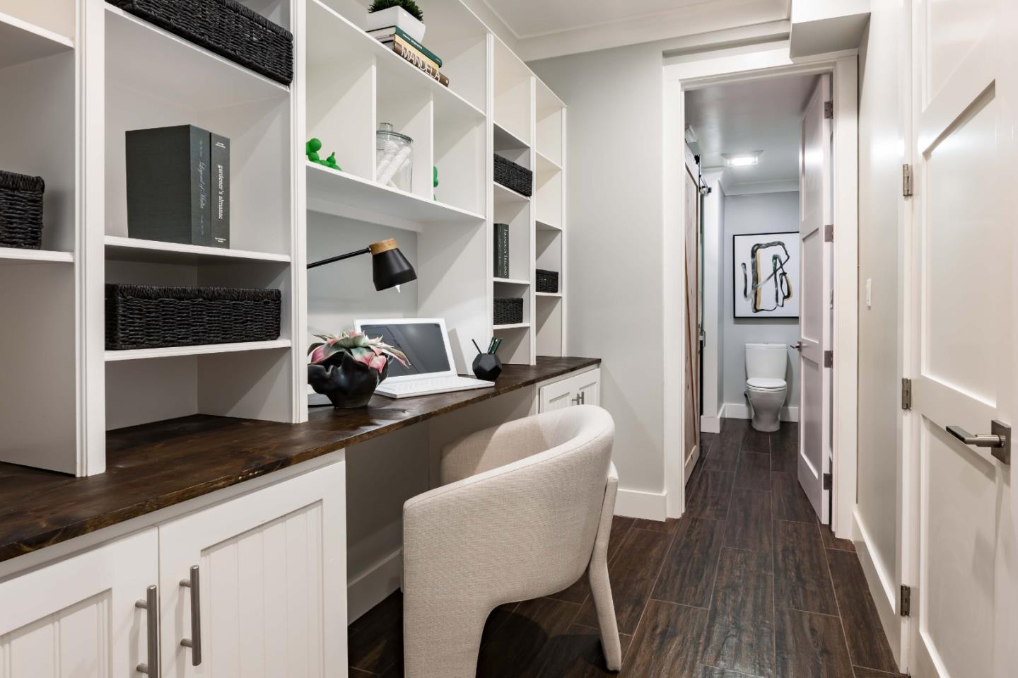 Detail Gallery Image 32 of 45 For 706 N San Antonio Rd, Los Altos,  CA 94022 - 4 Beds | 5/1 Baths