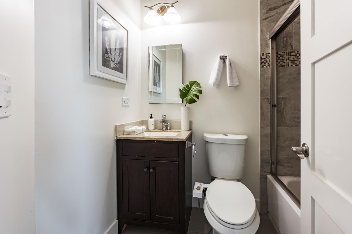 Detail Gallery Image 42 of 45 For 706 N San Antonio Rd, Los Altos,  CA 94022 - 4 Beds | 5/1 Baths