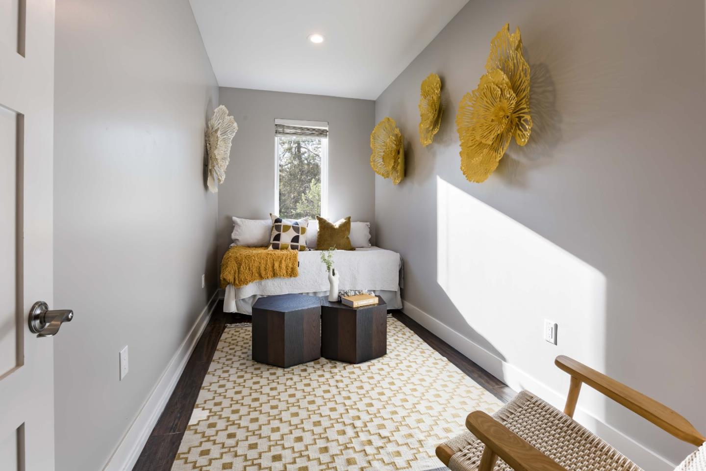 Detail Gallery Image 43 of 45 For 706 N San Antonio Rd, Los Altos,  CA 94022 - 4 Beds | 5/1 Baths