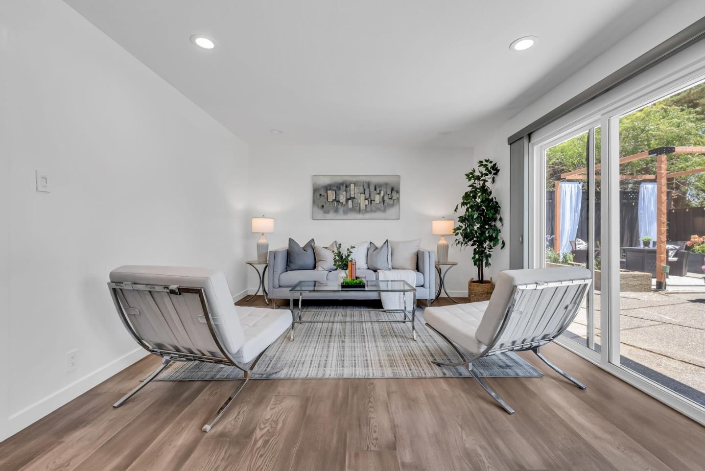 Detail Gallery Image 28 of 78 For 6 Whitecliff Ct, San Mateo,  CA 94402 - 4 Beds | 3 Baths
