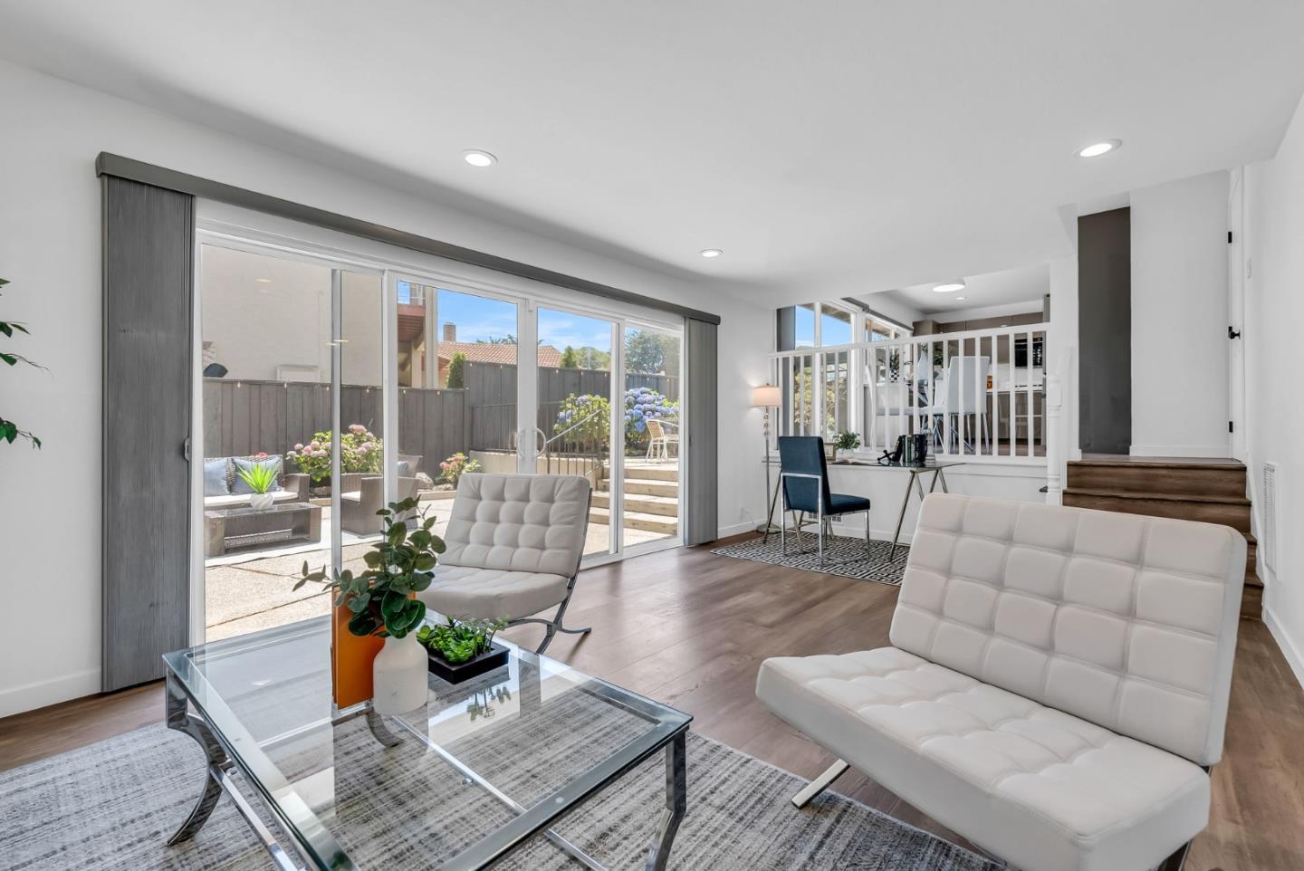 Detail Gallery Image 29 of 78 For 6 Whitecliff Ct, San Mateo,  CA 94402 - 4 Beds | 3 Baths