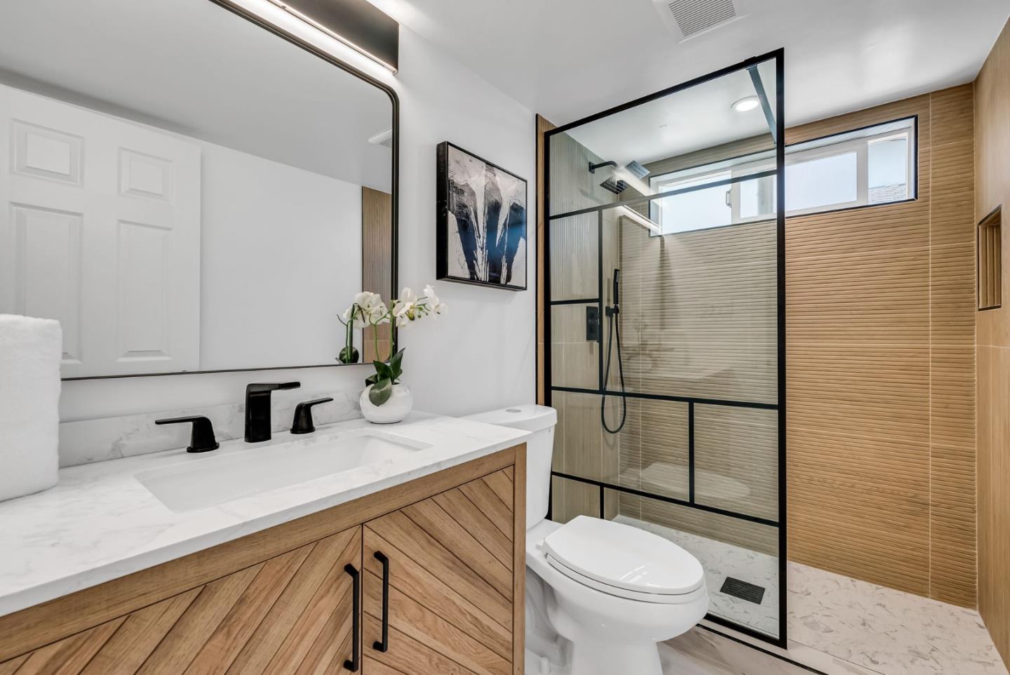 Detail Gallery Image 31 of 78 For 6 Whitecliff Ct, San Mateo,  CA 94402 - 4 Beds | 3 Baths