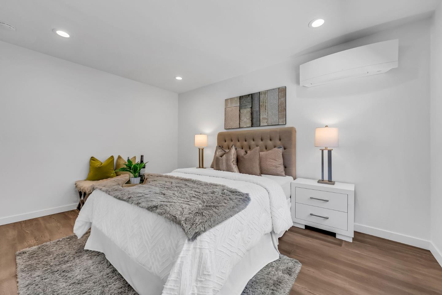 Detail Gallery Image 35 of 78 For 6 Whitecliff Ct, San Mateo,  CA 94402 - 4 Beds | 3 Baths