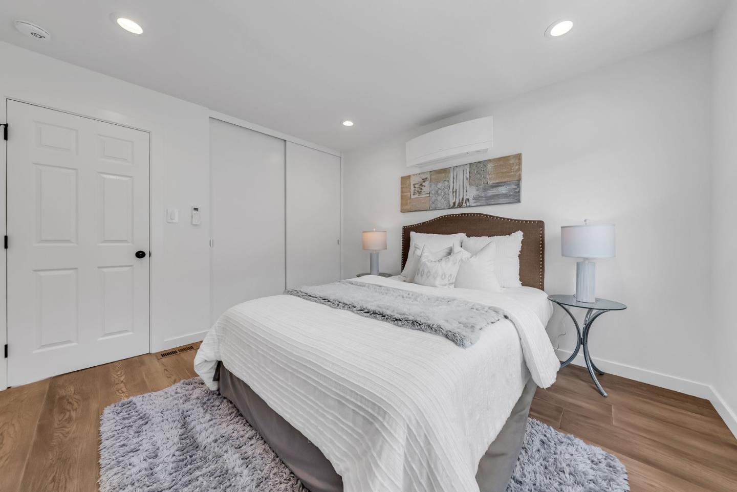 Detail Gallery Image 41 of 78 For 6 Whitecliff Ct, San Mateo,  CA 94402 - 4 Beds | 3 Baths