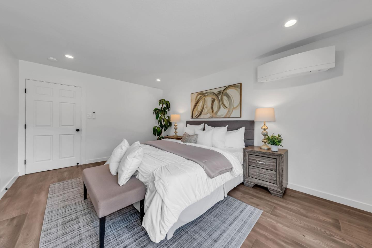 Detail Gallery Image 48 of 78 For 6 Whitecliff Ct, San Mateo,  CA 94402 - 4 Beds | 3 Baths