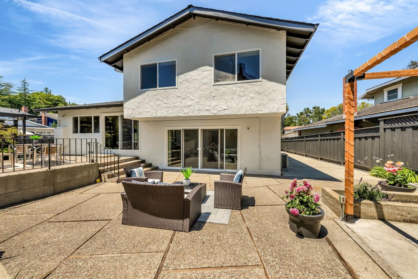 Detail Gallery Image 64 of 78 For 6 Whitecliff Ct, San Mateo,  CA 94402 - 4 Beds | 3 Baths