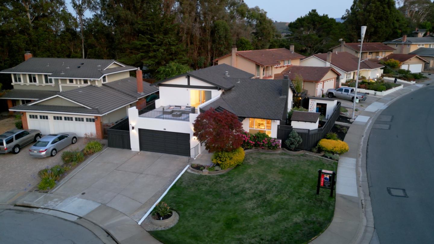 Detail Gallery Image 72 of 78 For 6 Whitecliff Ct, San Mateo,  CA 94402 - 4 Beds | 3 Baths