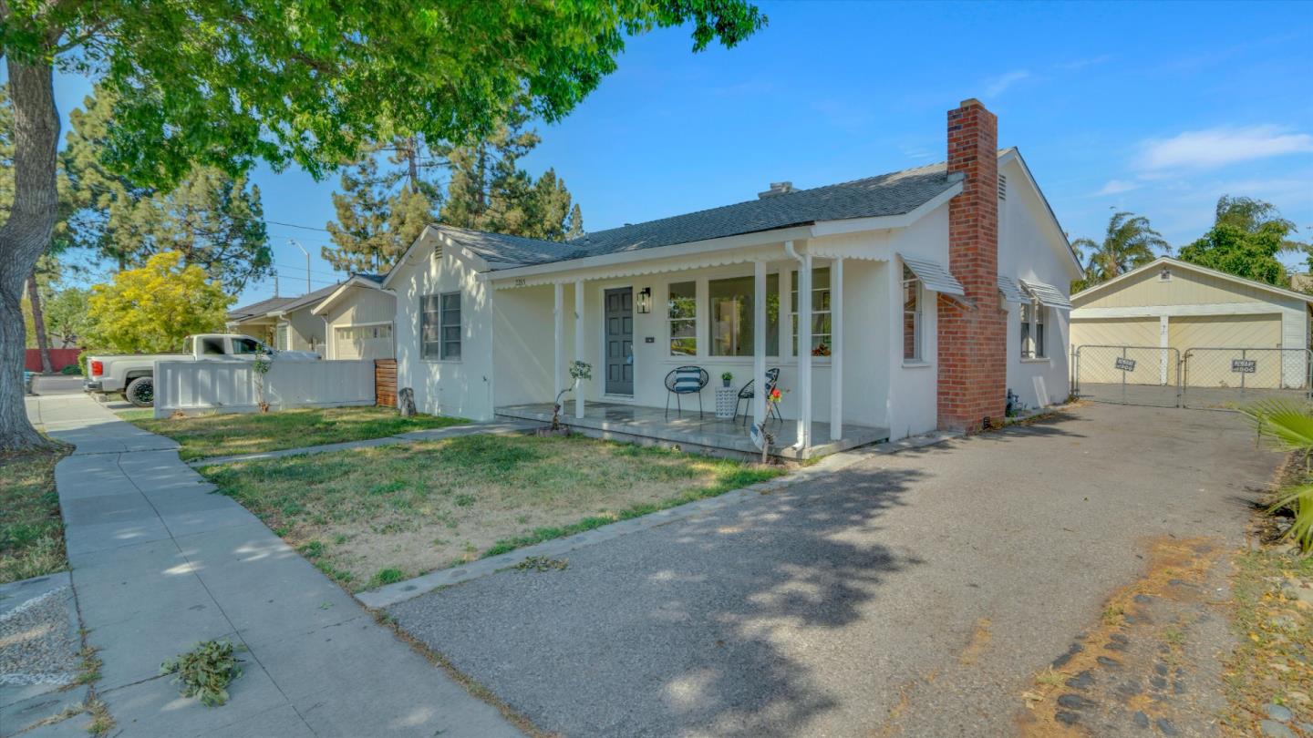 Detail Gallery Image 3 of 27 For 2265 Avila Ave, Santa Clara,  CA 95050 - 2 Beds | 1 Baths