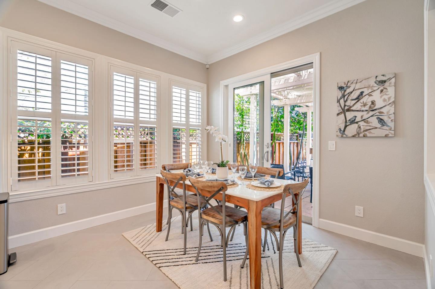 Detail Gallery Image 19 of 77 For 5978 Gleneagles Cir, San Jose,  CA 95138 - 5 Beds | 4/1 Baths