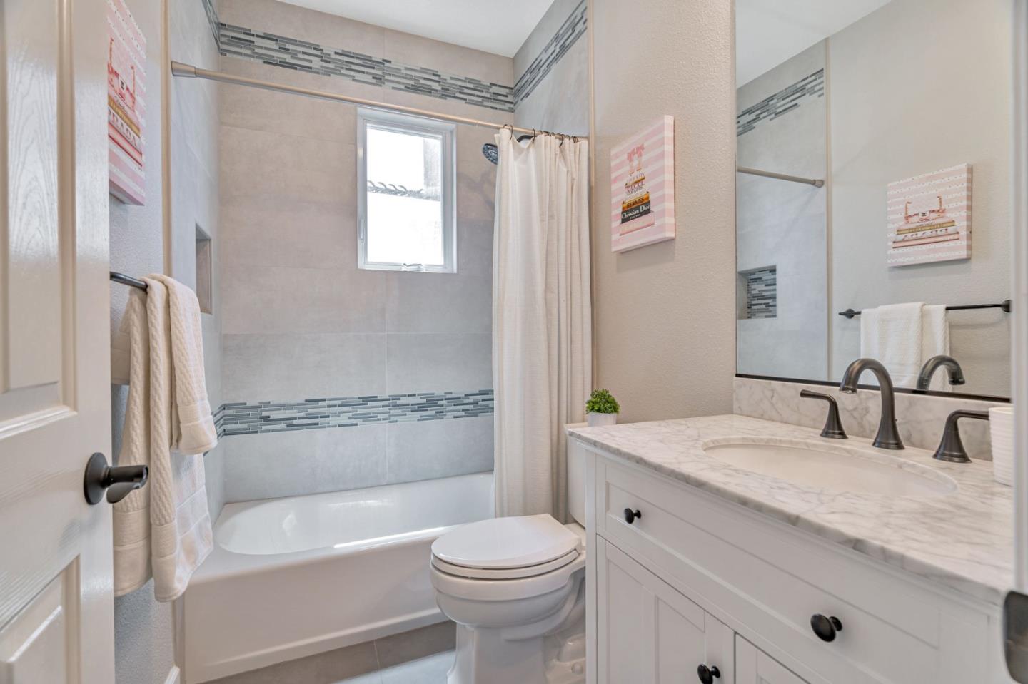 Detail Gallery Image 47 of 77 For 5978 Gleneagles Cir, San Jose,  CA 95138 - 5 Beds | 4/1 Baths