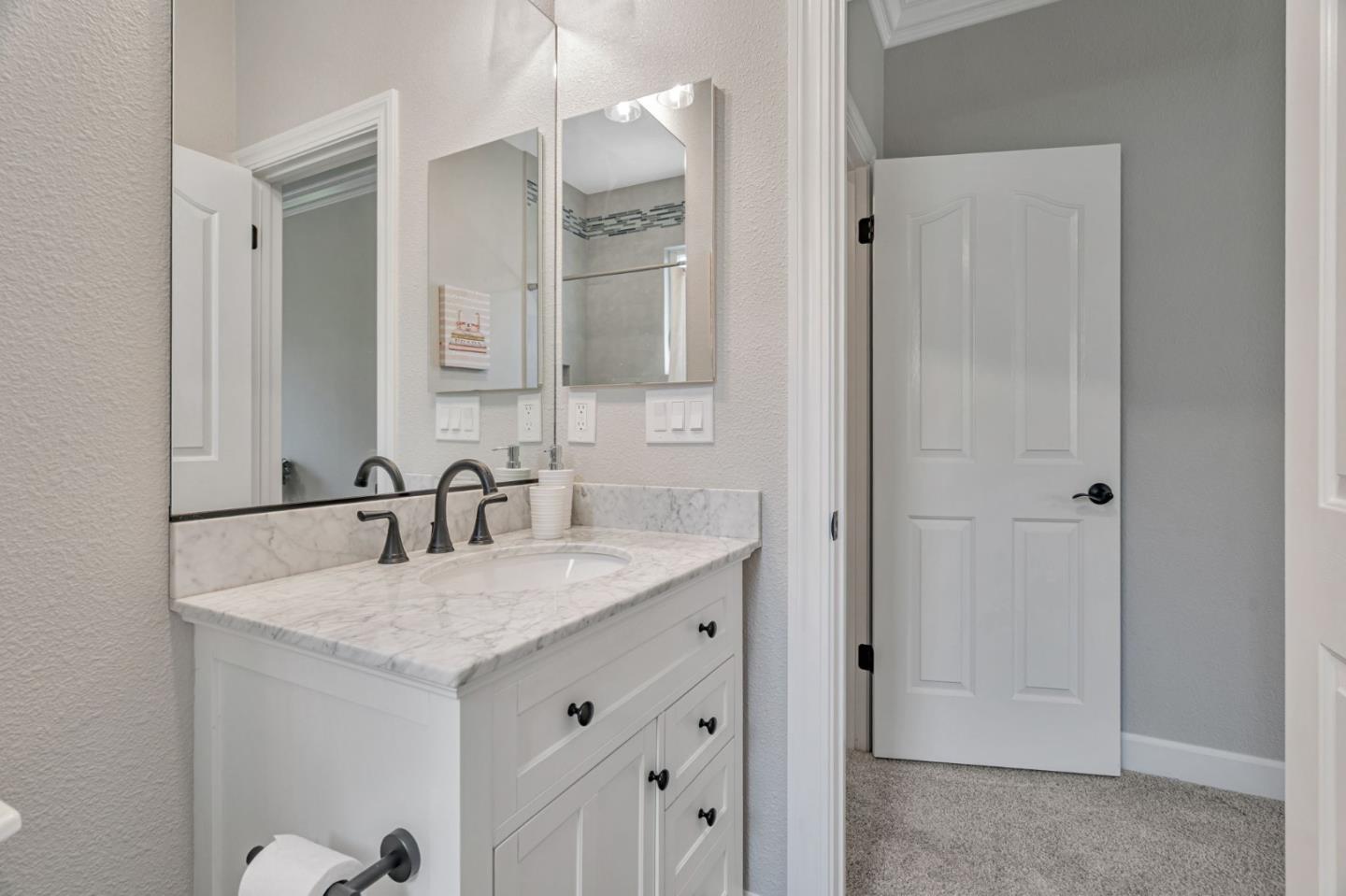 Detail Gallery Image 48 of 77 For 5978 Gleneagles Cir, San Jose,  CA 95138 - 5 Beds | 4/1 Baths