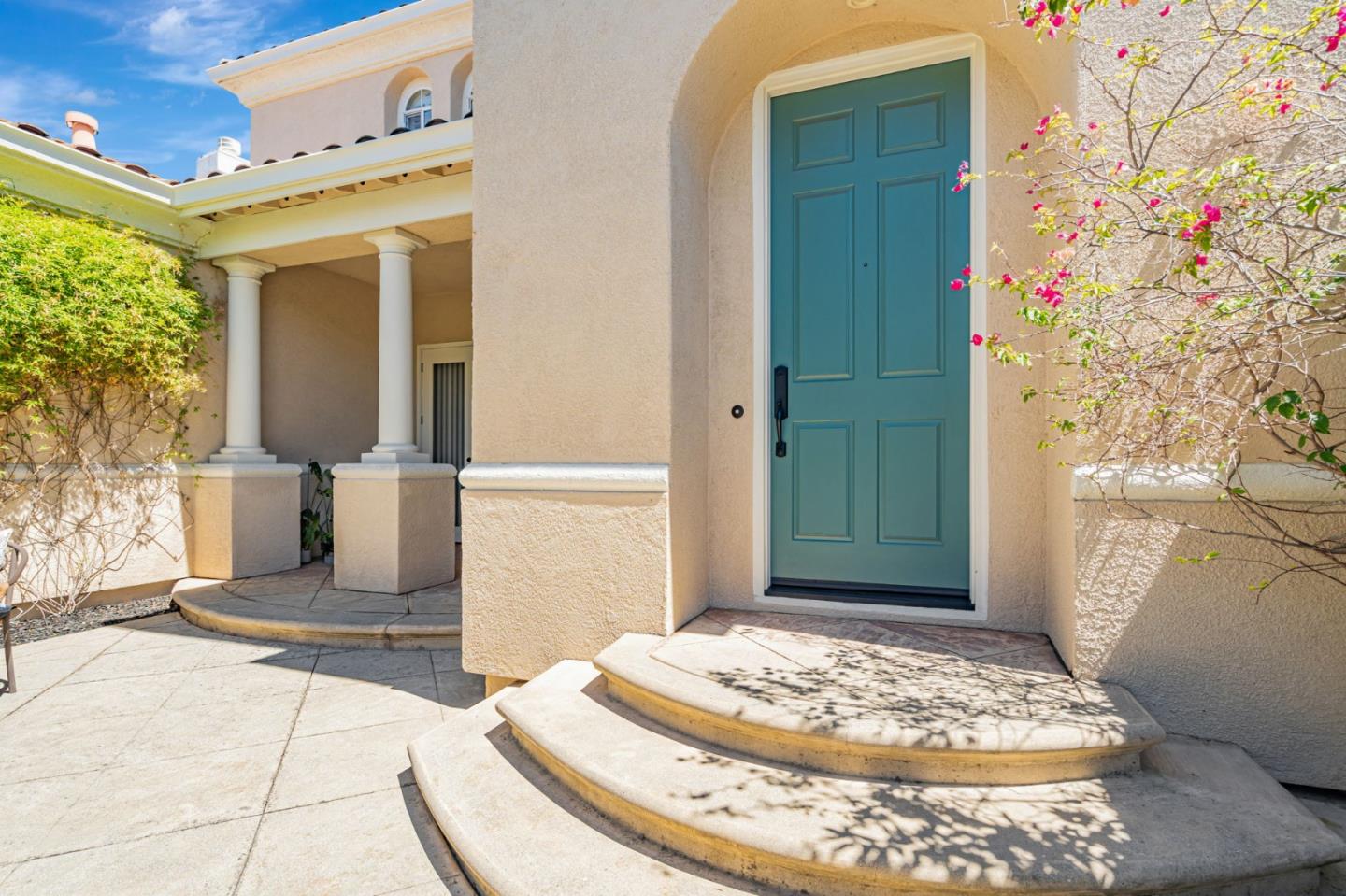 Detail Gallery Image 6 of 77 For 5978 Gleneagles Cir, San Jose,  CA 95138 - 5 Beds | 4/1 Baths