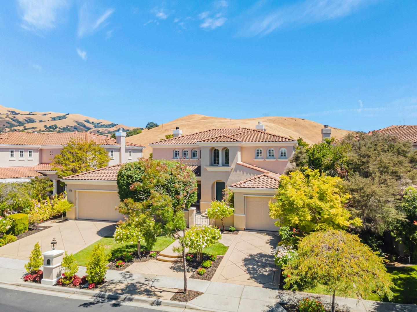 Detail Gallery Image 67 of 77 For 5978 Gleneagles Cir, San Jose,  CA 95138 - 5 Beds | 4/1 Baths
