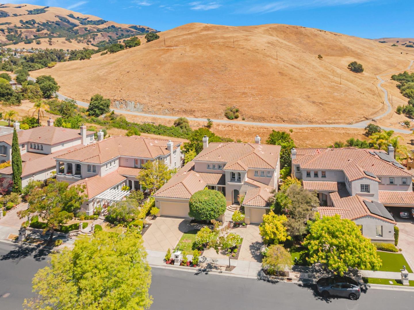 Detail Gallery Image 75 of 77 For 5978 Gleneagles Cir, San Jose,  CA 95138 - 5 Beds | 4/1 Baths