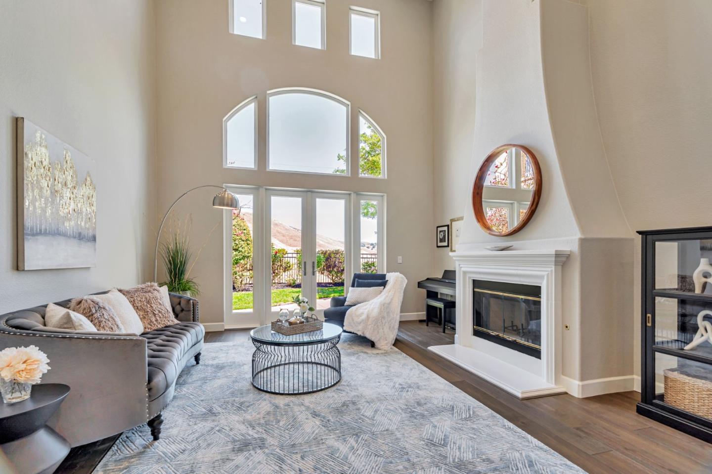 Detail Gallery Image 9 of 77 For 5978 Gleneagles Cir, San Jose,  CA 95138 - 5 Beds | 4/1 Baths