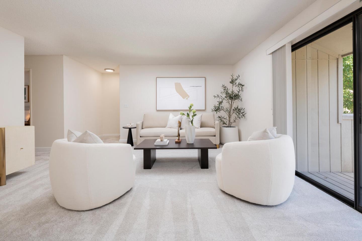 Detail Gallery Image 2 of 15 For 940 Kiely Blvd #C,  Santa Clara,  CA 95051 - 2 Beds | 1 Baths