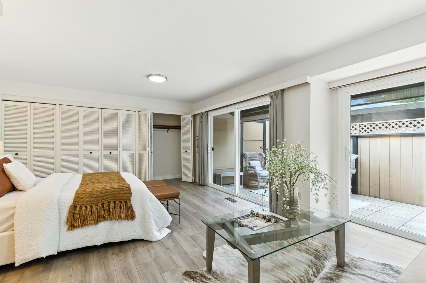 Detail Gallery Image 15 of 31 For 1180 Blackberry Ter, Sunnyvale,  CA 94087 - 2 Beds | 2 Baths