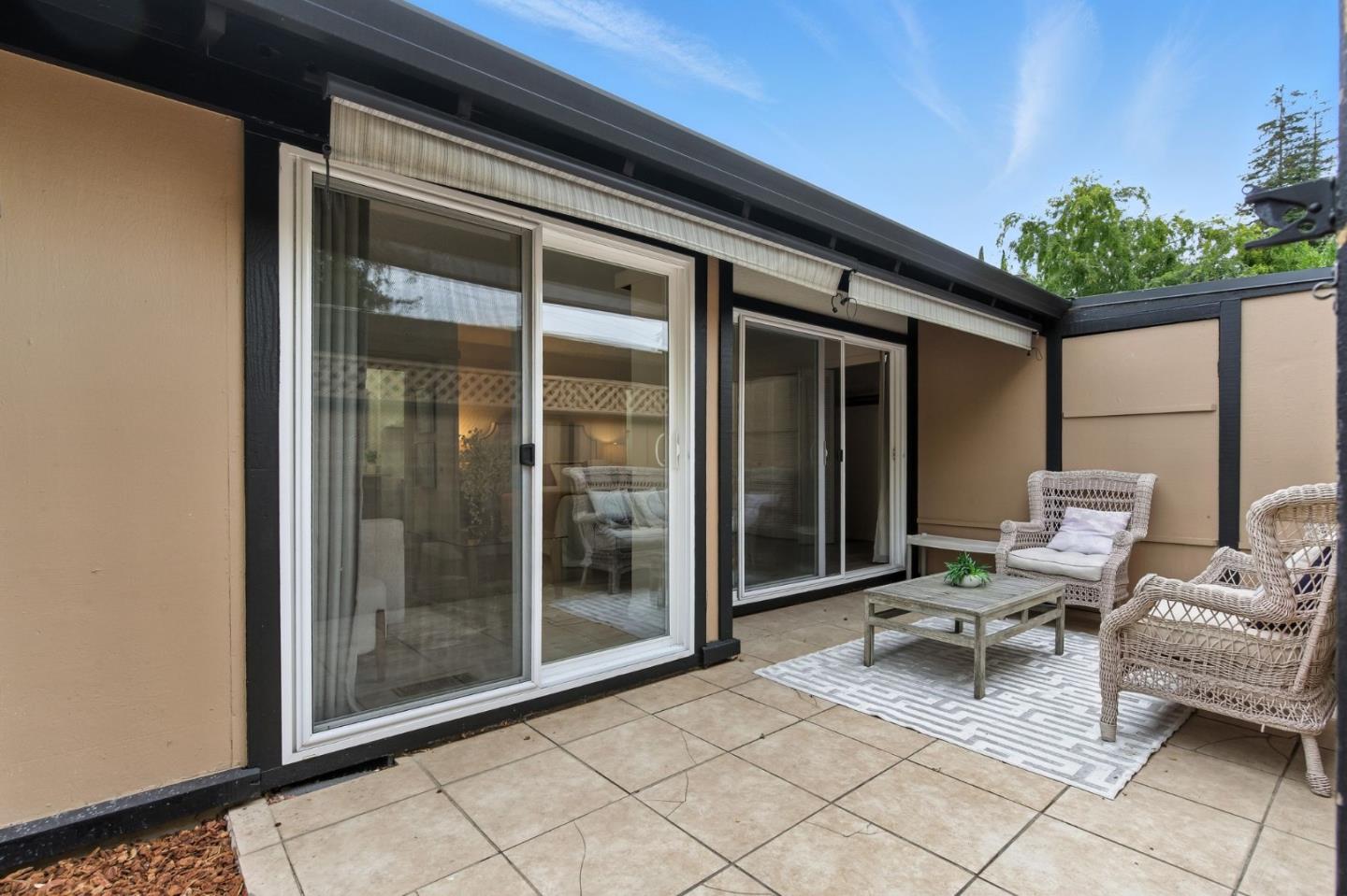 Detail Gallery Image 18 of 31 For 1180 Blackberry Ter, Sunnyvale,  CA 94087 - 2 Beds | 2 Baths