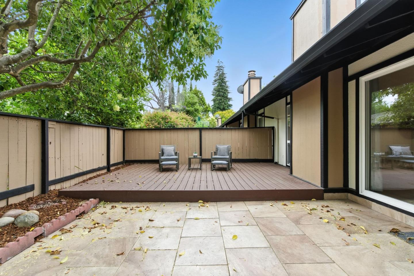 Detail Gallery Image 28 of 31 For 1180 Blackberry Ter, Sunnyvale,  CA 94087 - 2 Beds | 2 Baths