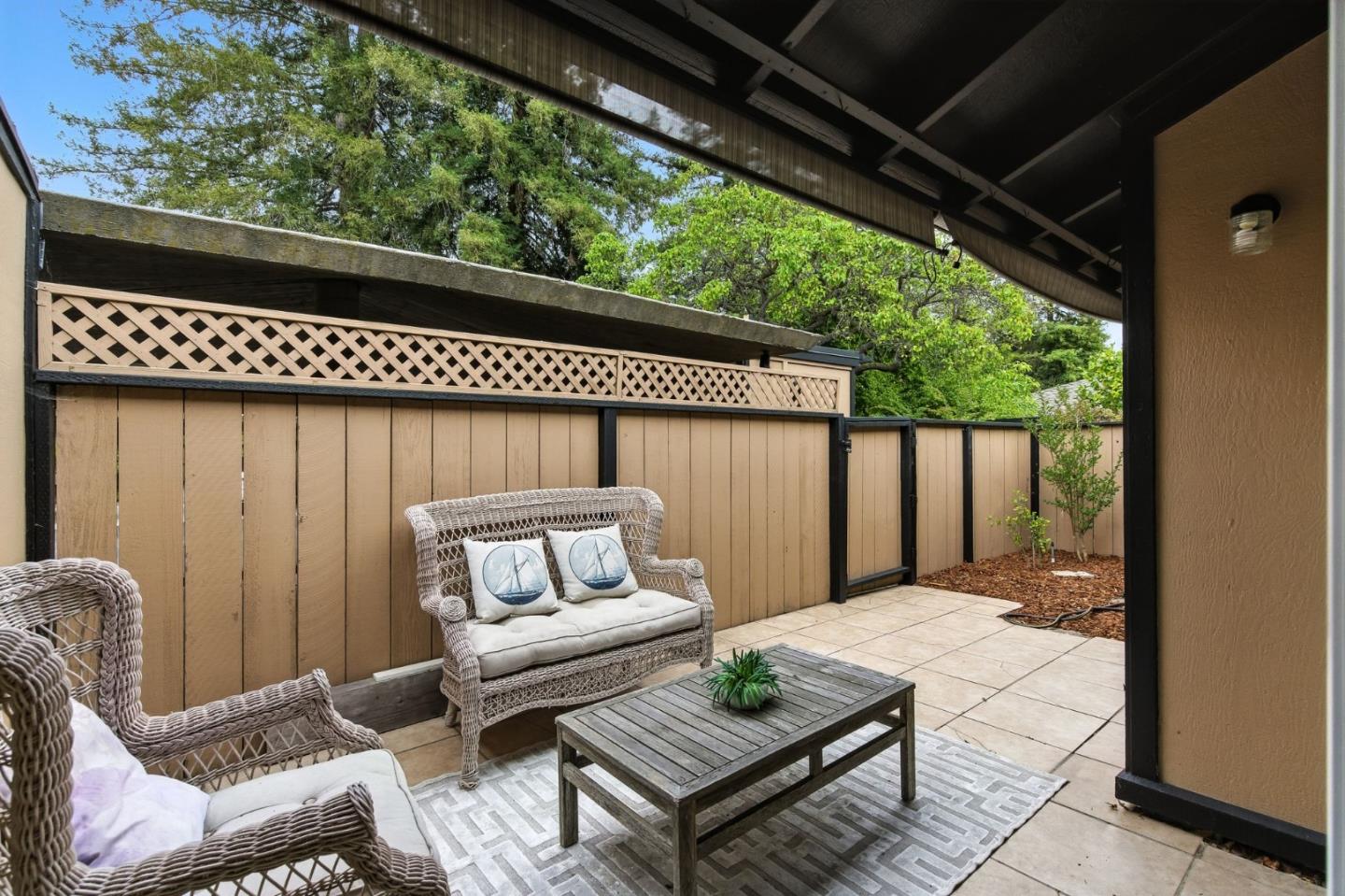 Detail Gallery Image 30 of 31 For 1180 Blackberry Ter, Sunnyvale,  CA 94087 - 2 Beds | 2 Baths