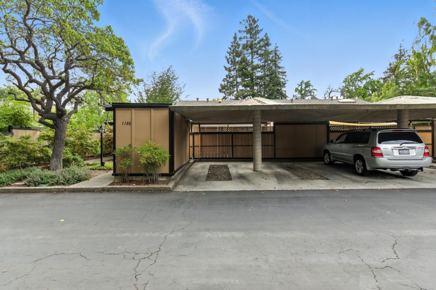 Detail Gallery Image 31 of 31 For 1180 Blackberry Ter, Sunnyvale,  CA 94087 - 2 Beds | 2 Baths