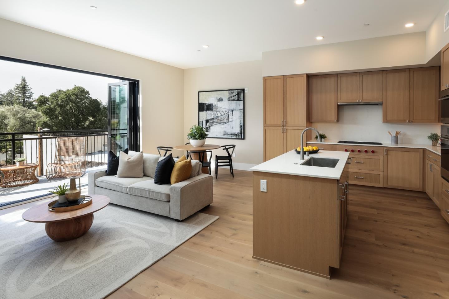 Detail Gallery Image 13 of 29 For 389 First St #31,  Los Altos,  CA 94022 - 2 Beds | 2/1 Baths