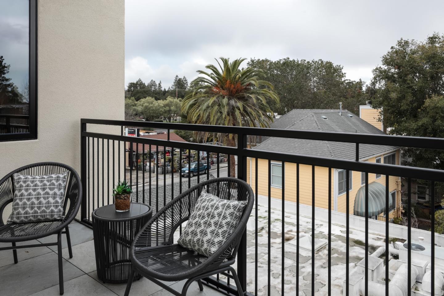 Detail Gallery Image 20 of 29 For 389 First St #31,  Los Altos,  CA 94022 - 2 Beds | 2/1 Baths