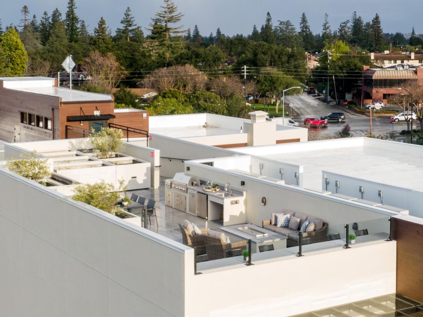 Detail Gallery Image 22 of 29 For 389 First St #31,  Los Altos,  CA 94022 - 2 Beds | 2/1 Baths