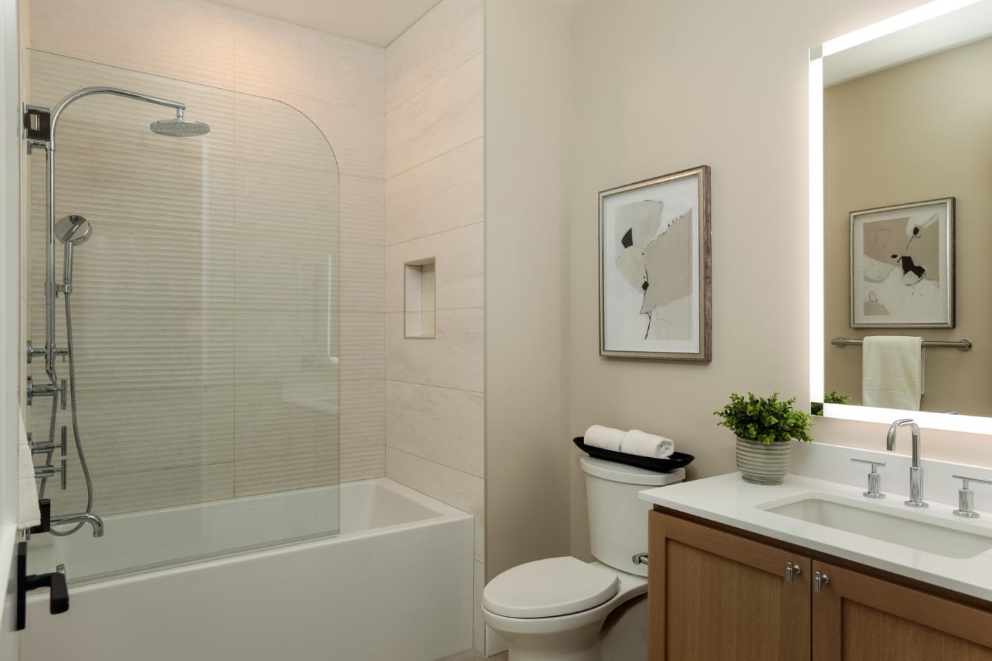 Detail Gallery Image 3 of 29 For 389 First St #31,  Los Altos,  CA 94022 - 2 Beds | 2/1 Baths