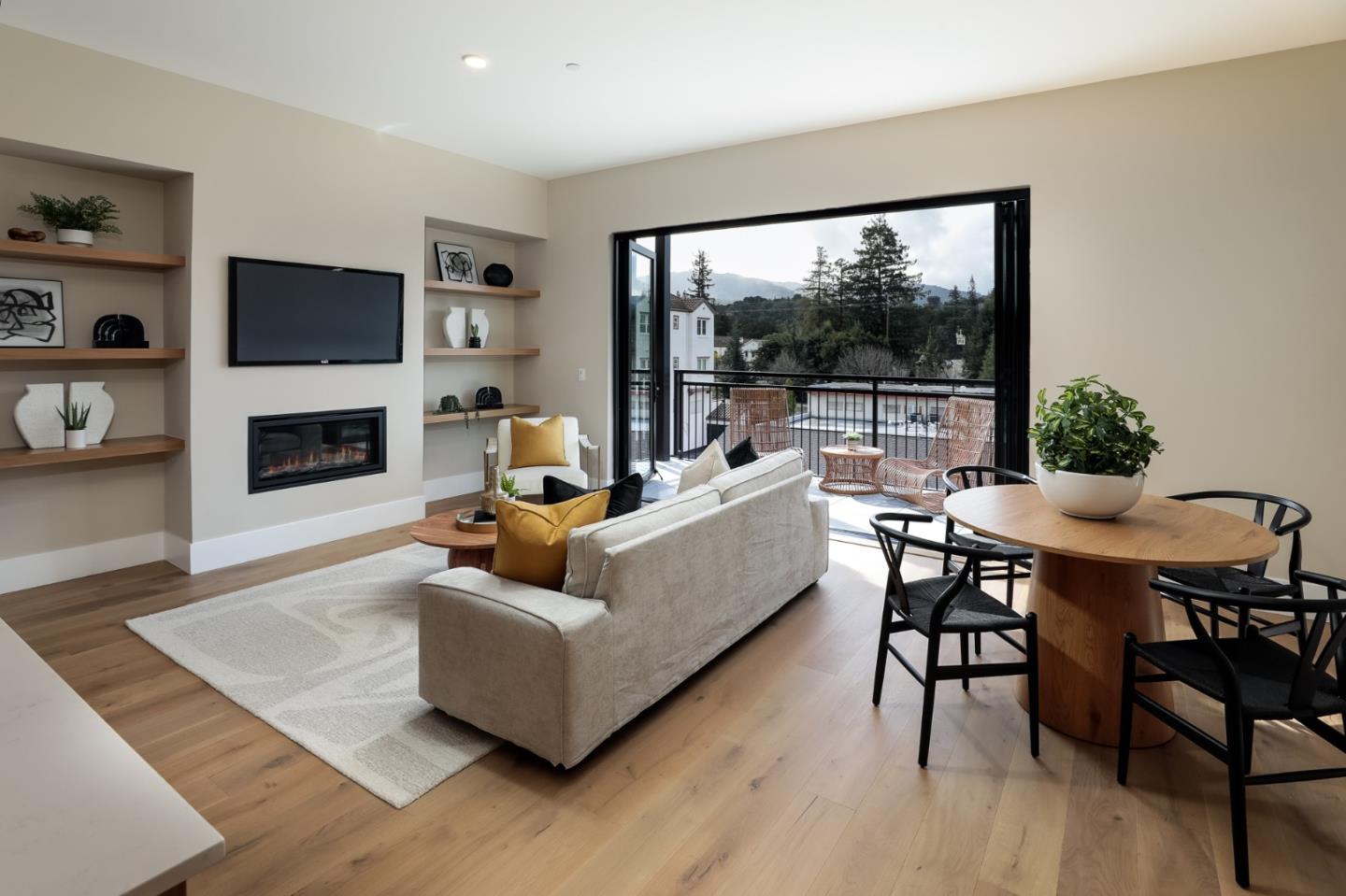 Detail Gallery Image 8 of 29 For 389 First St #31,  Los Altos,  CA 94022 - 2 Beds | 2/1 Baths