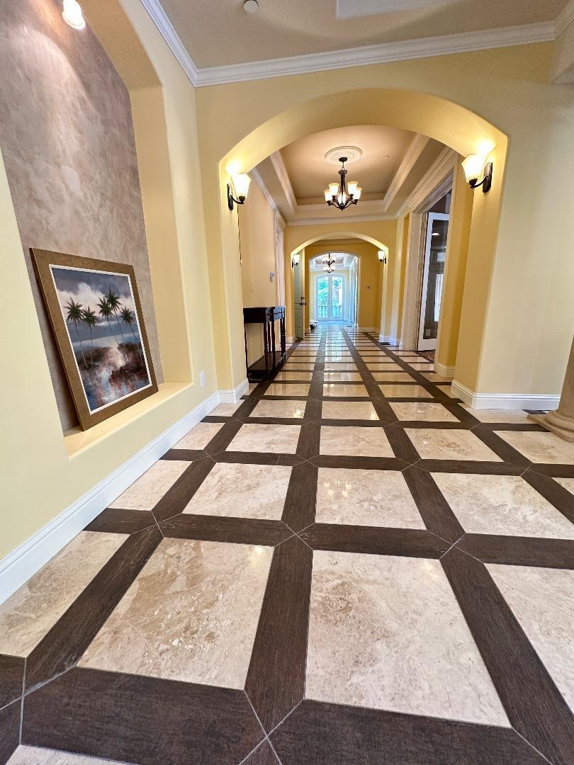 Detail Gallery Image 4 of 26 For 734 Bridle Ridge Ct, Fairfield,  CA 94534 - 5 Beds | 6 Baths