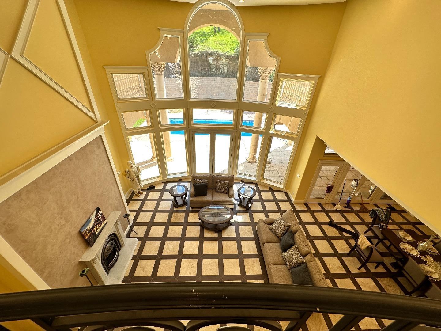 Detail Gallery Image 9 of 26 For 734 Bridle Ridge Ct, Fairfield,  CA 94534 - 5 Beds | 6 Baths