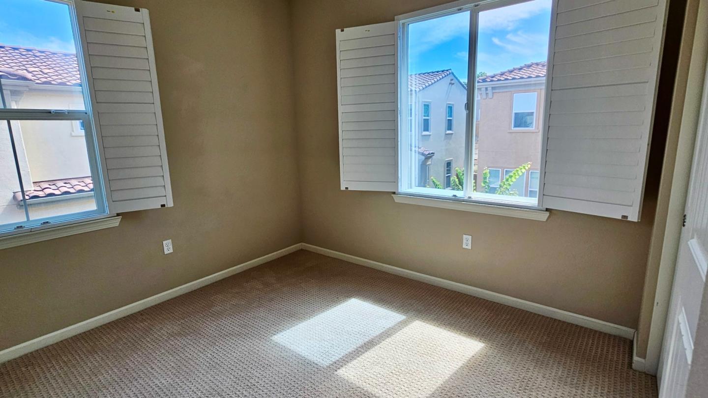 Detail Gallery Image 21 of 30 For 357 Cortona Way, Brentwood,  CA 94513 - 3 Beds | 2/1 Baths