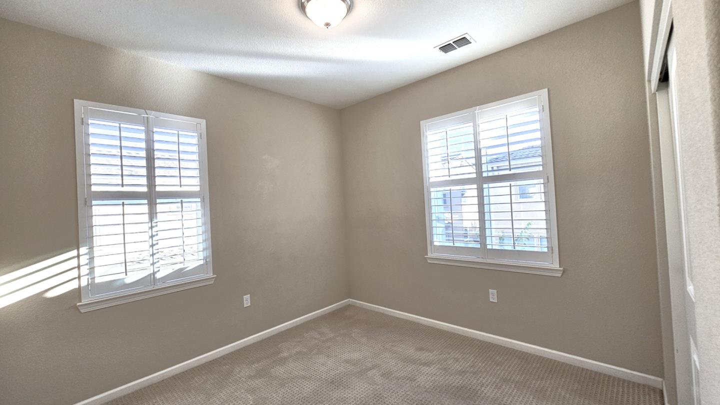 Detail Gallery Image 23 of 30 For 357 Cortona Way, Brentwood,  CA 94513 - 3 Beds | 2/1 Baths